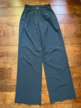 ALO Yoga Navy Trousers